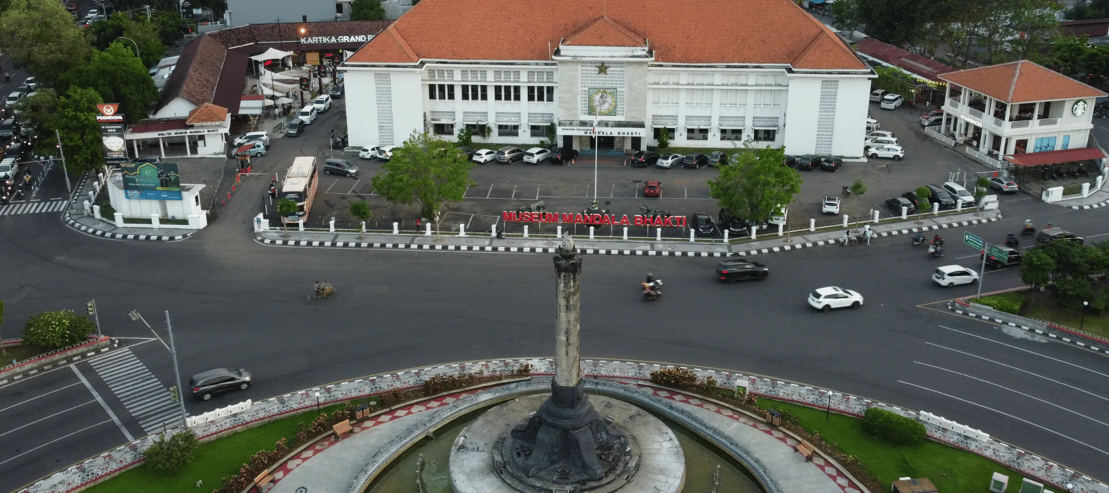 Hubungi RNR Rent Car Semarang